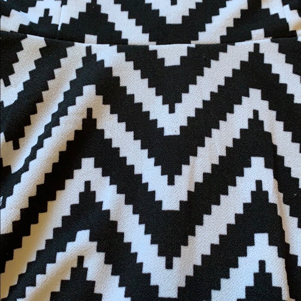 Dress - Picture 2 of 5